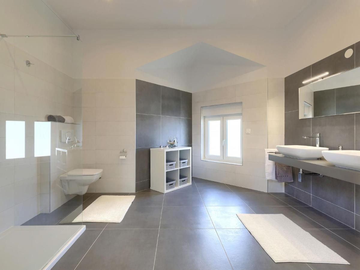 Holiday Home Villa Gocci By Interhome Kmeti Exterior photo